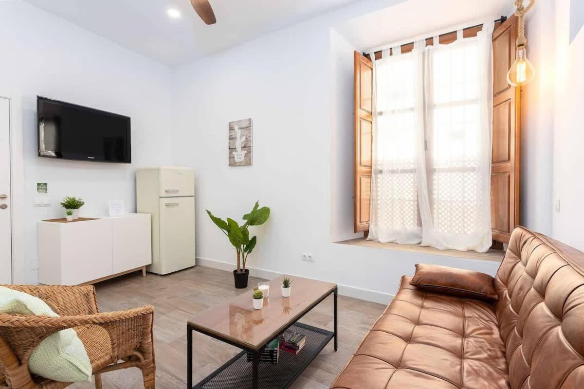 Vivendos - Ma08 - Rodrigo Lägenhet Málaga Exteriör bild